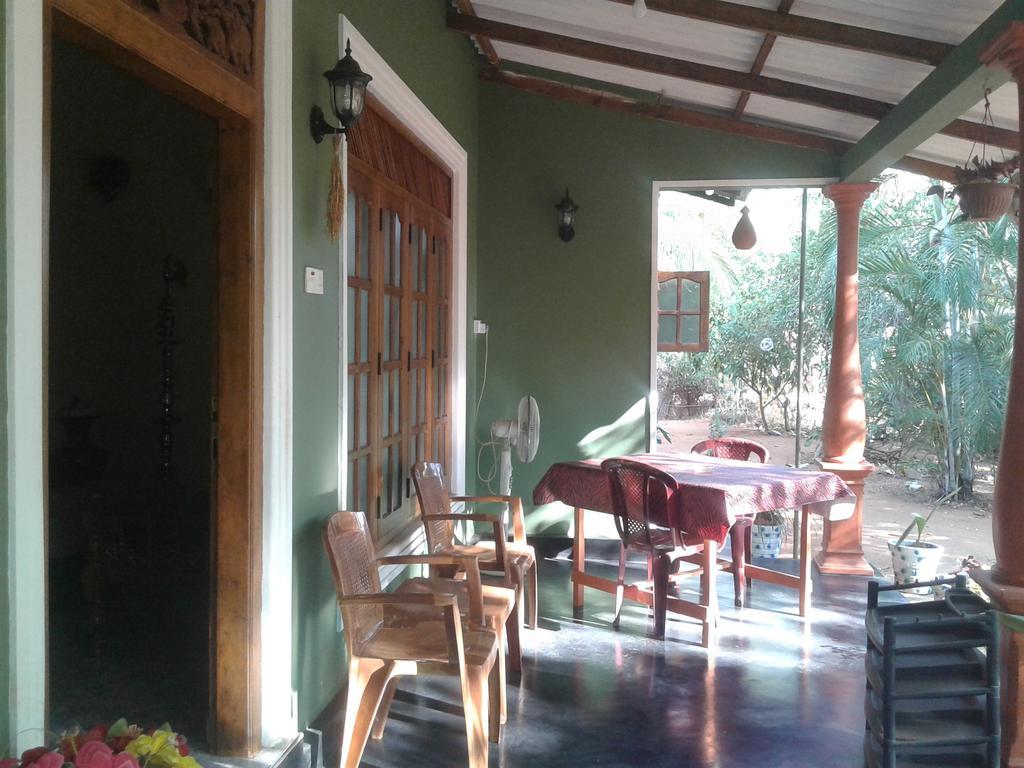 Green Bamboo House Sigiriya Exterior photo